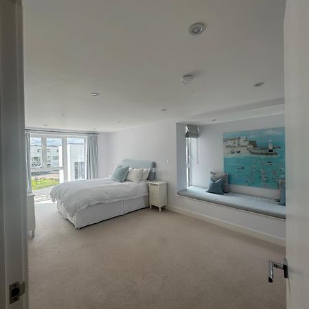 6 Ocean Gate Apartment New Quay Exterior foto